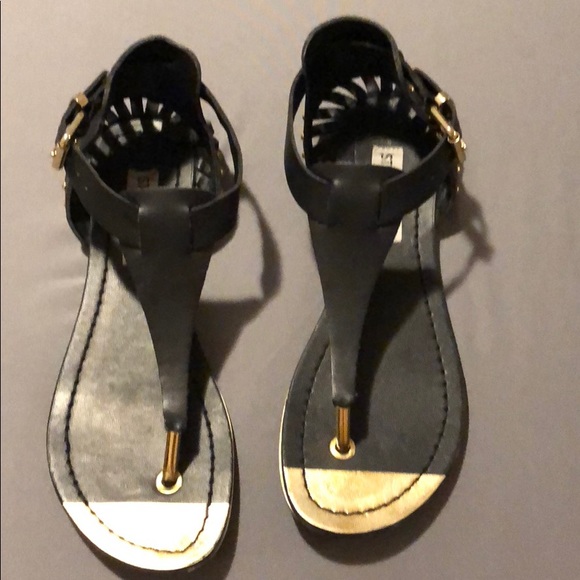 Steve Madden Shoes - Steve Madden black sandals size 6.5 worn once